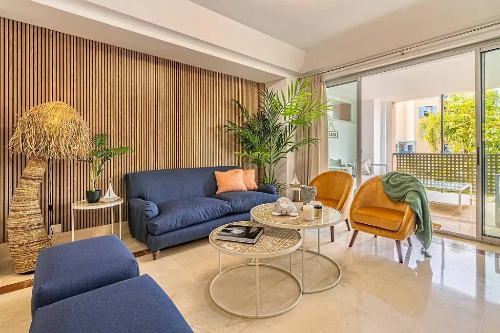 Stunning Tropical Oasis 3Br, Pool And Water Views Apartment Sotogrande 0*,  Spain