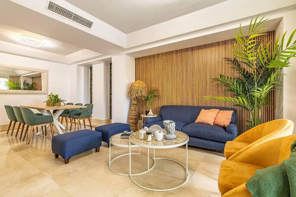Stunning Tropical Oasis 3Br, Pool And Water Views Apartment Sotogrande