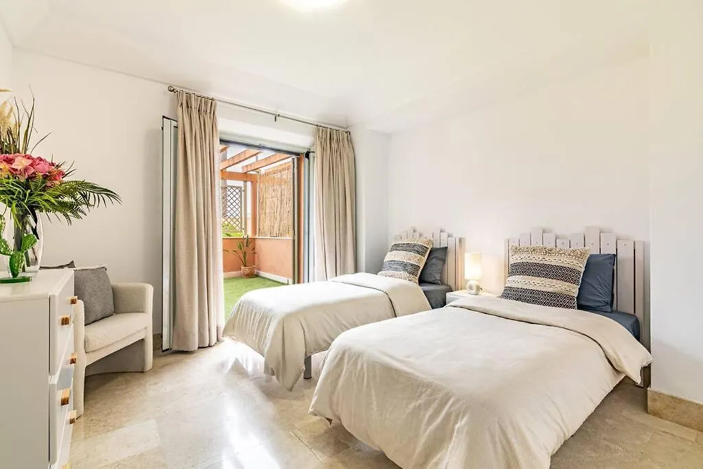 Stunning Tropical Oasis 3Br, Pool And Water Views Apartment Sotogrande Spain