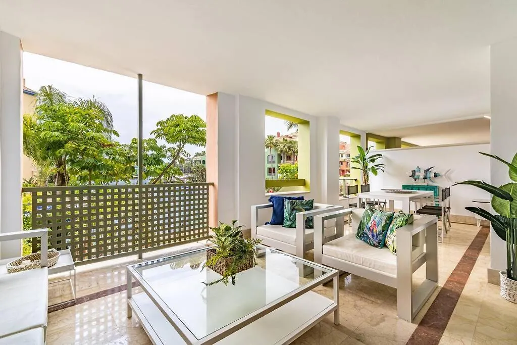 Stunning Tropical Oasis 3Br, Pool And Water Views Apartment Sotogrande Spain